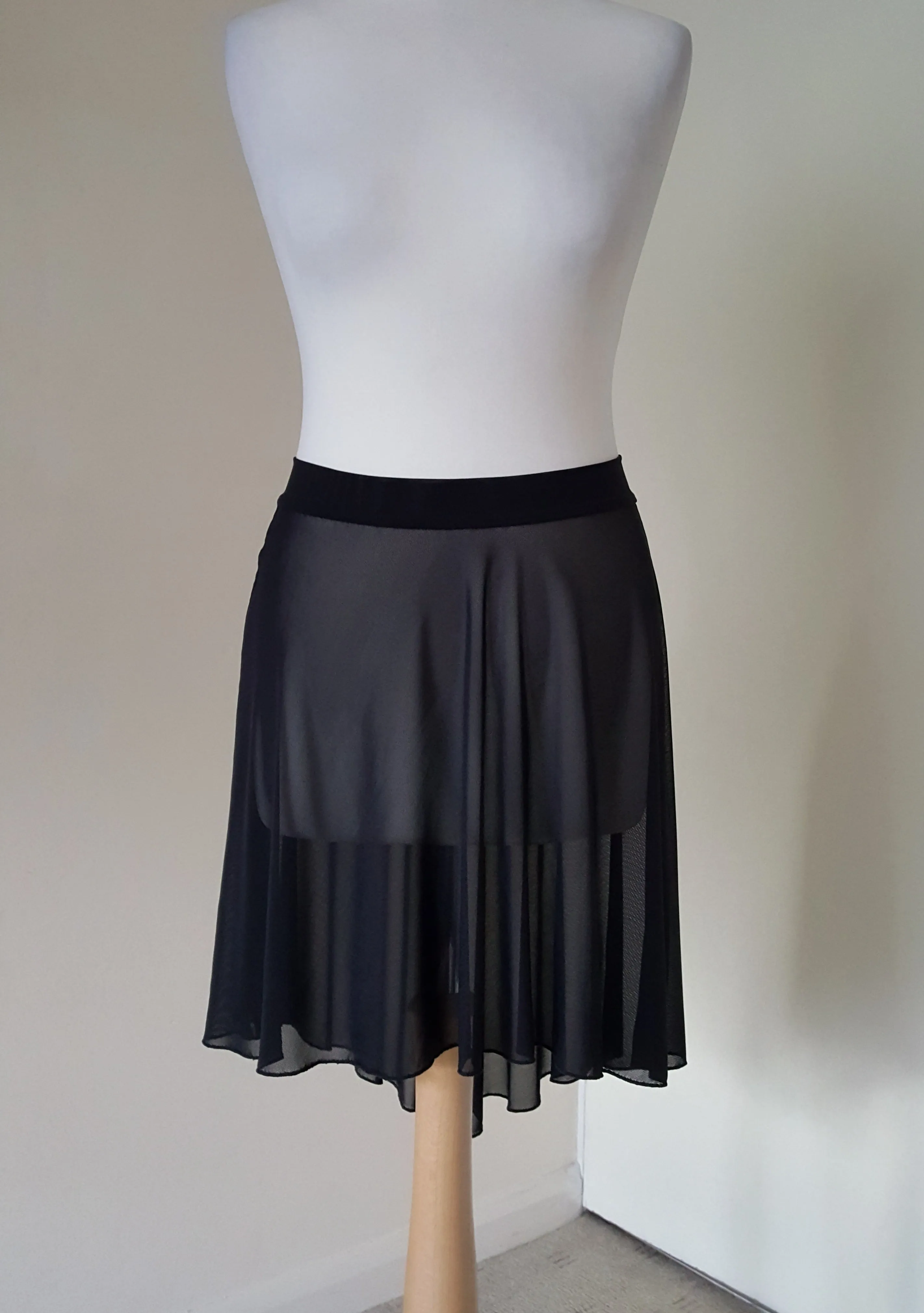 Ballet Mesh pull-on skirt