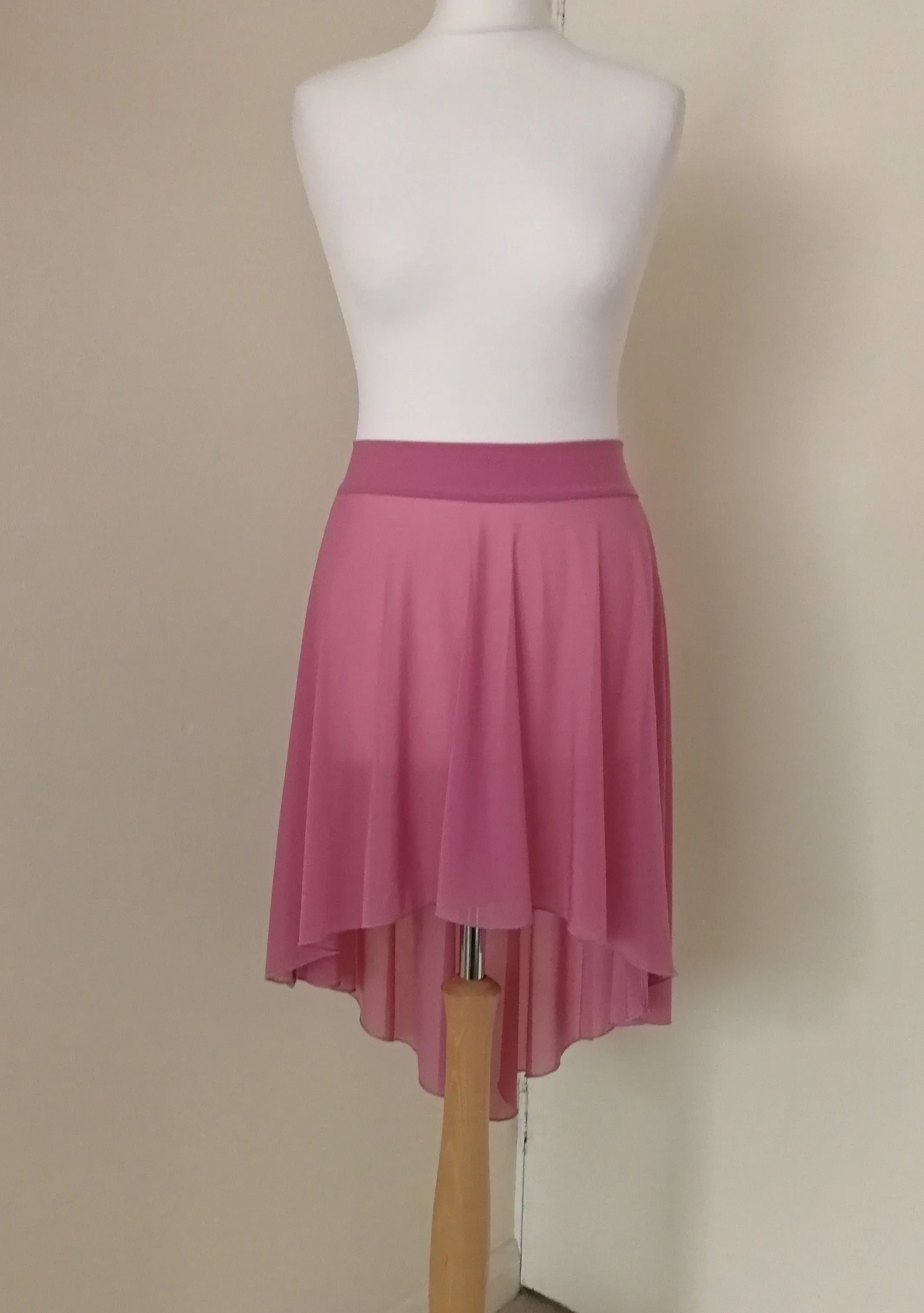 Ballet Mesh pull-on skirt