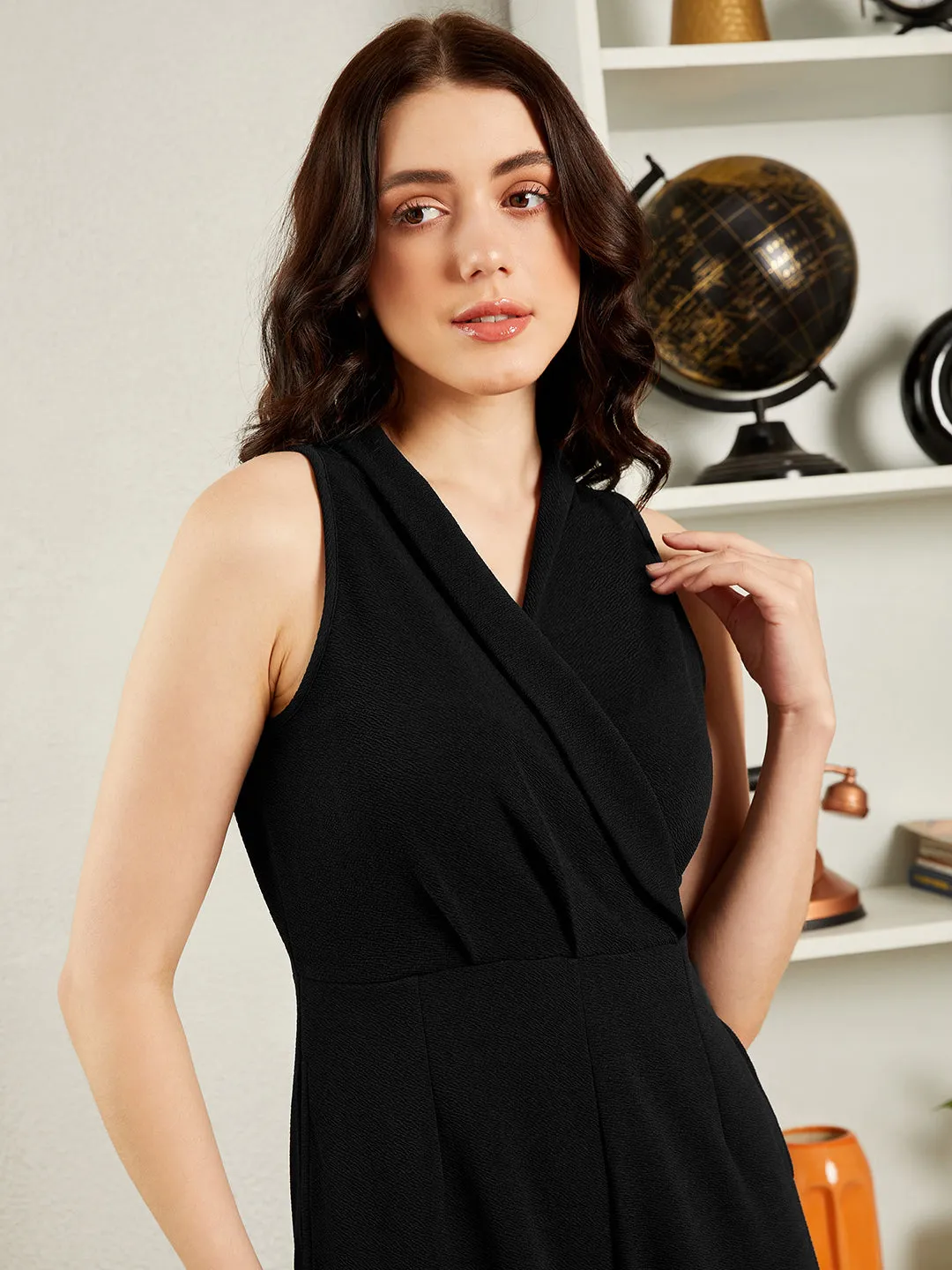 Berrylush BIZwear Women Solid Black V-Neck Sleeveless Straight Hem Wide Leg Ankle Length Jumpsuit