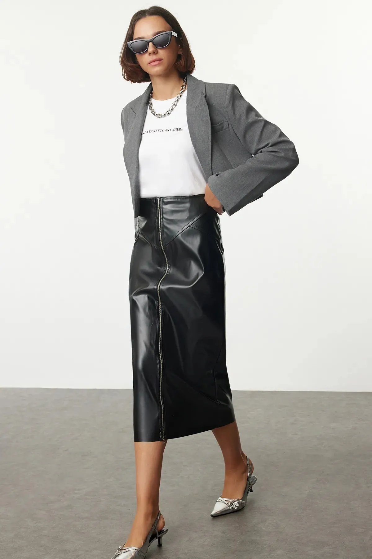 Black Zipper Detailed Midi Faux Leather Skirt