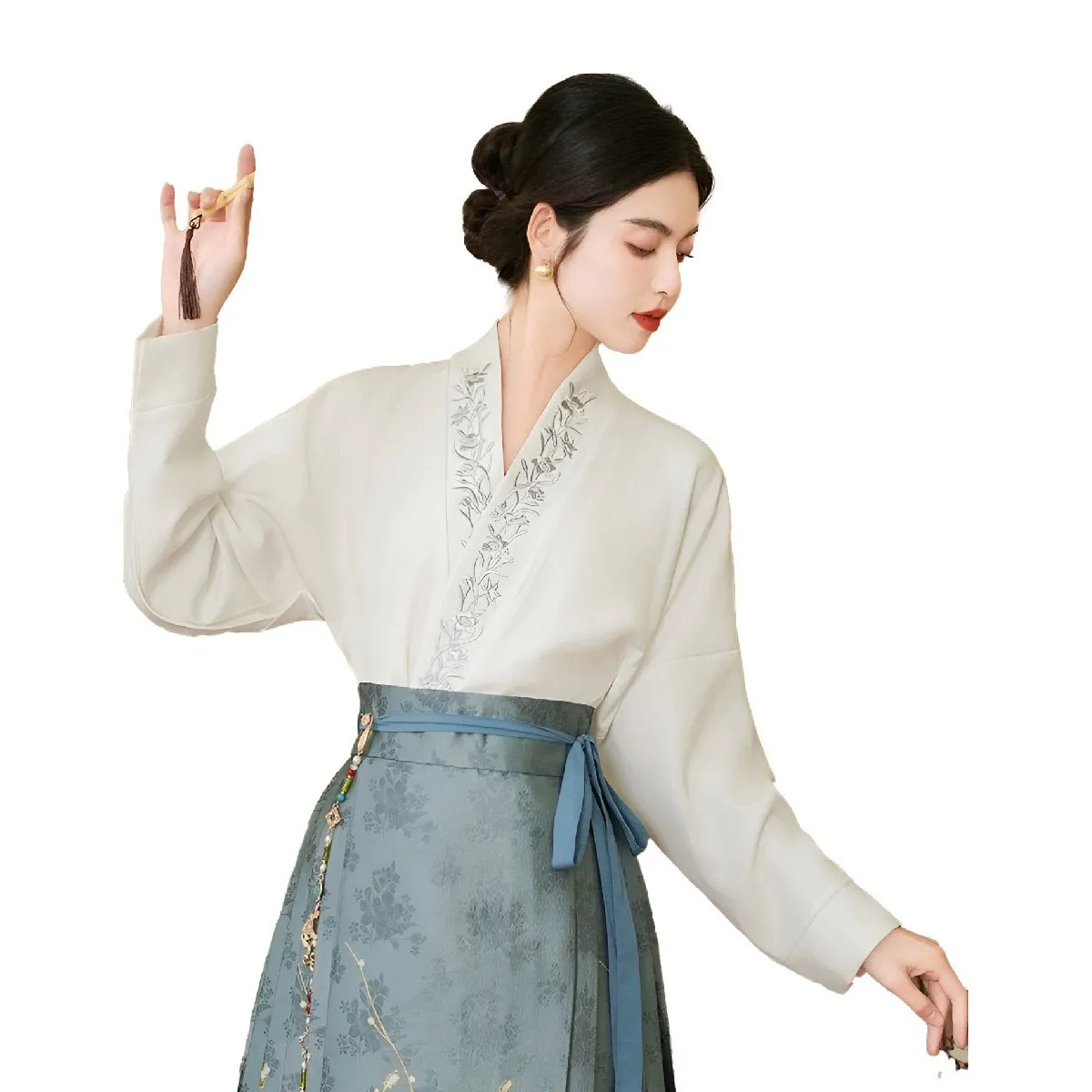 Blue Chinese Style Set with Embroidered Horseface Skirt