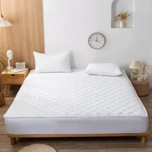 Cotton Mattress Protector   2 Pillowcases