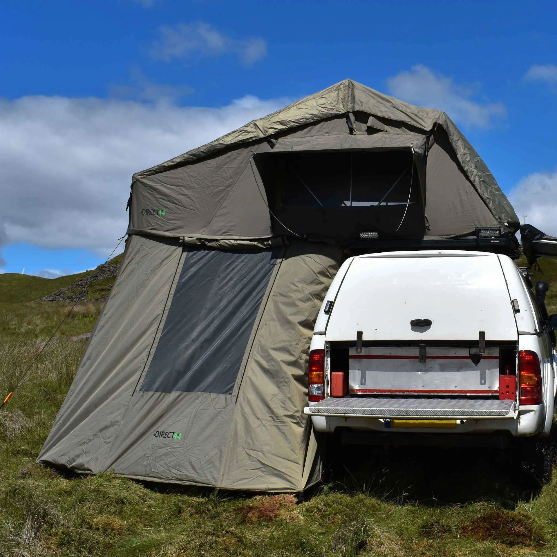 Forest Green Expedition Foldout 3 Person Roof Top Camping Tent