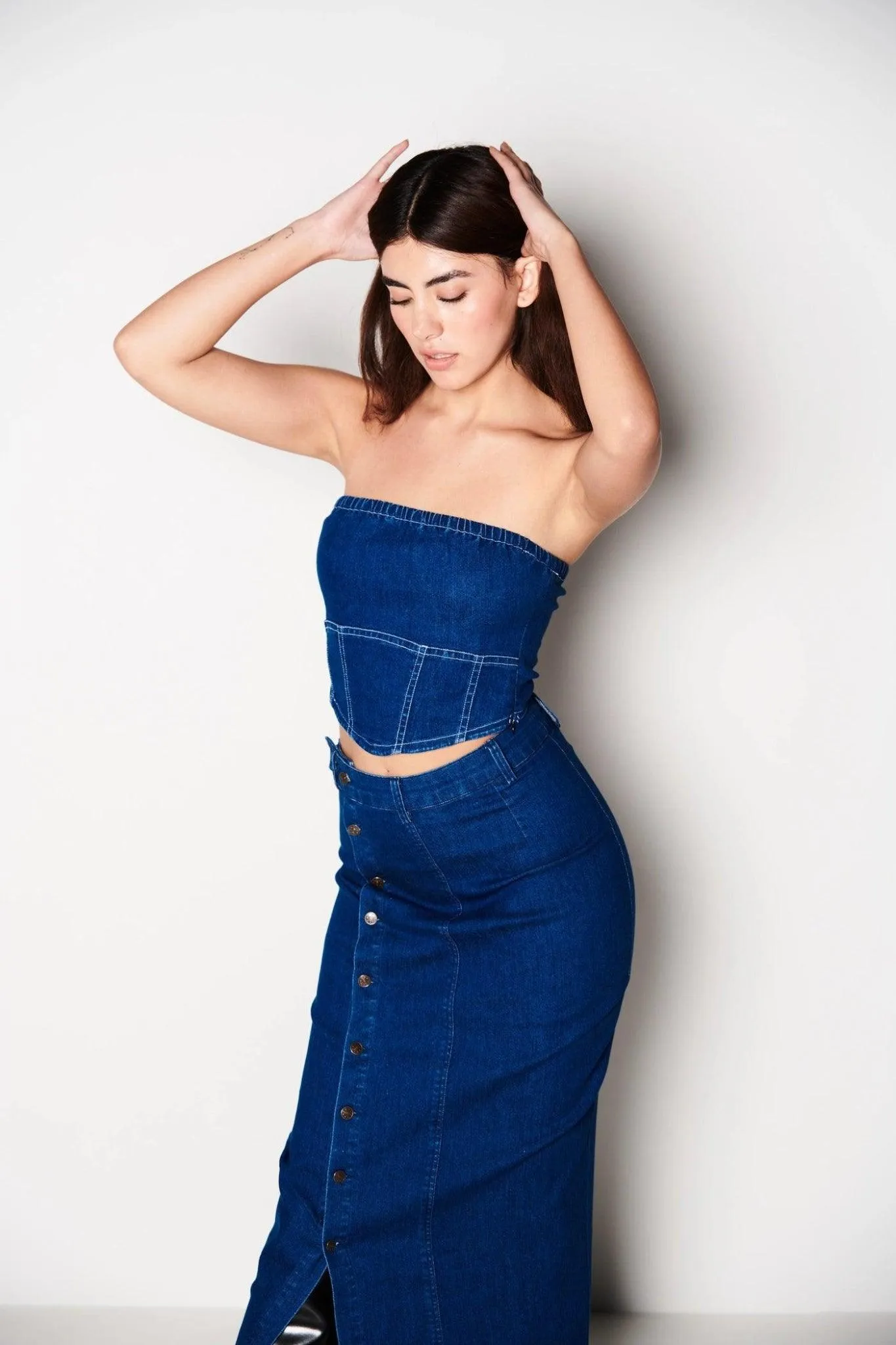 Straight Front Slit Denim Skirt