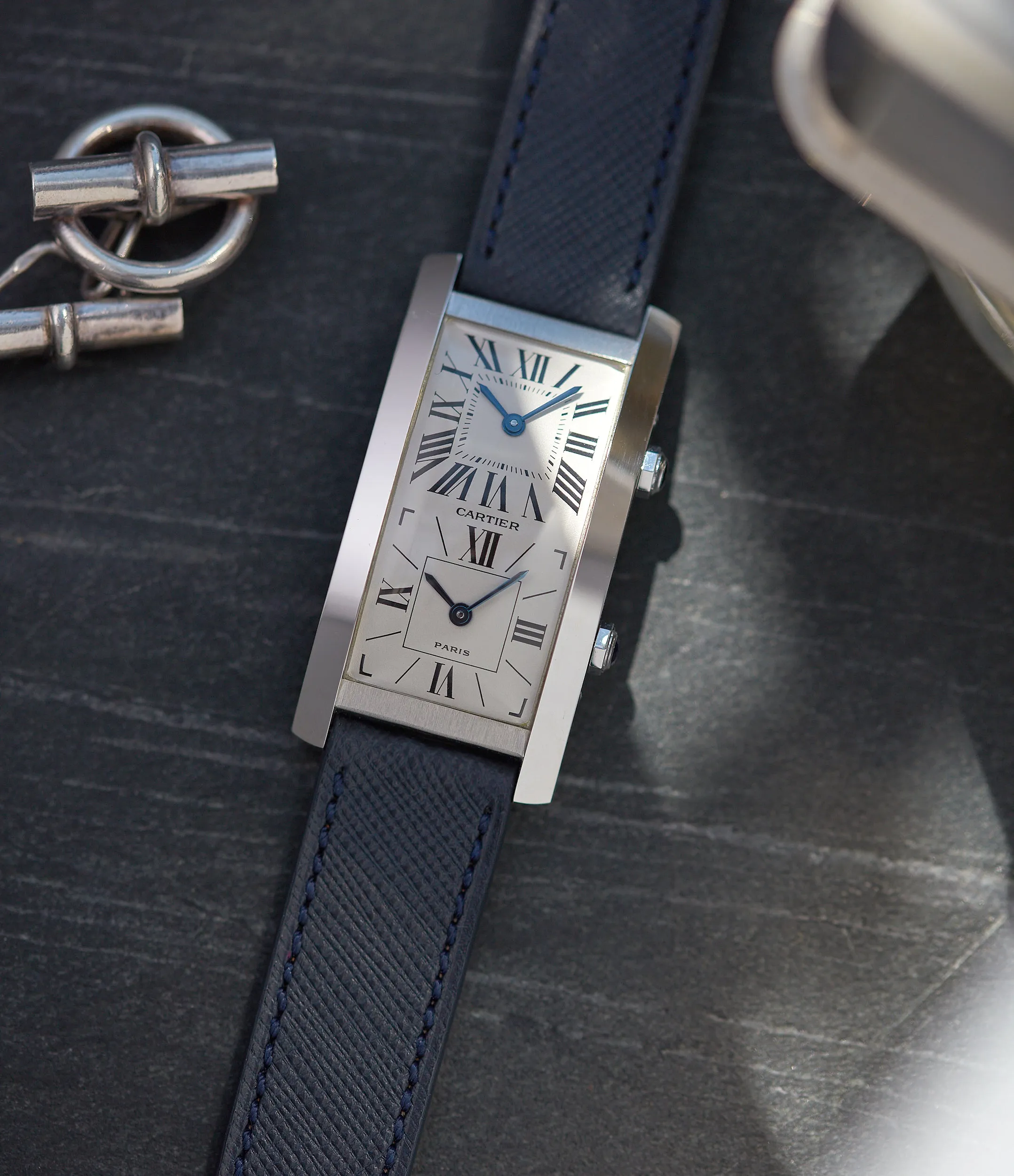 Tank Cintrée | Dual-Time | White Gold