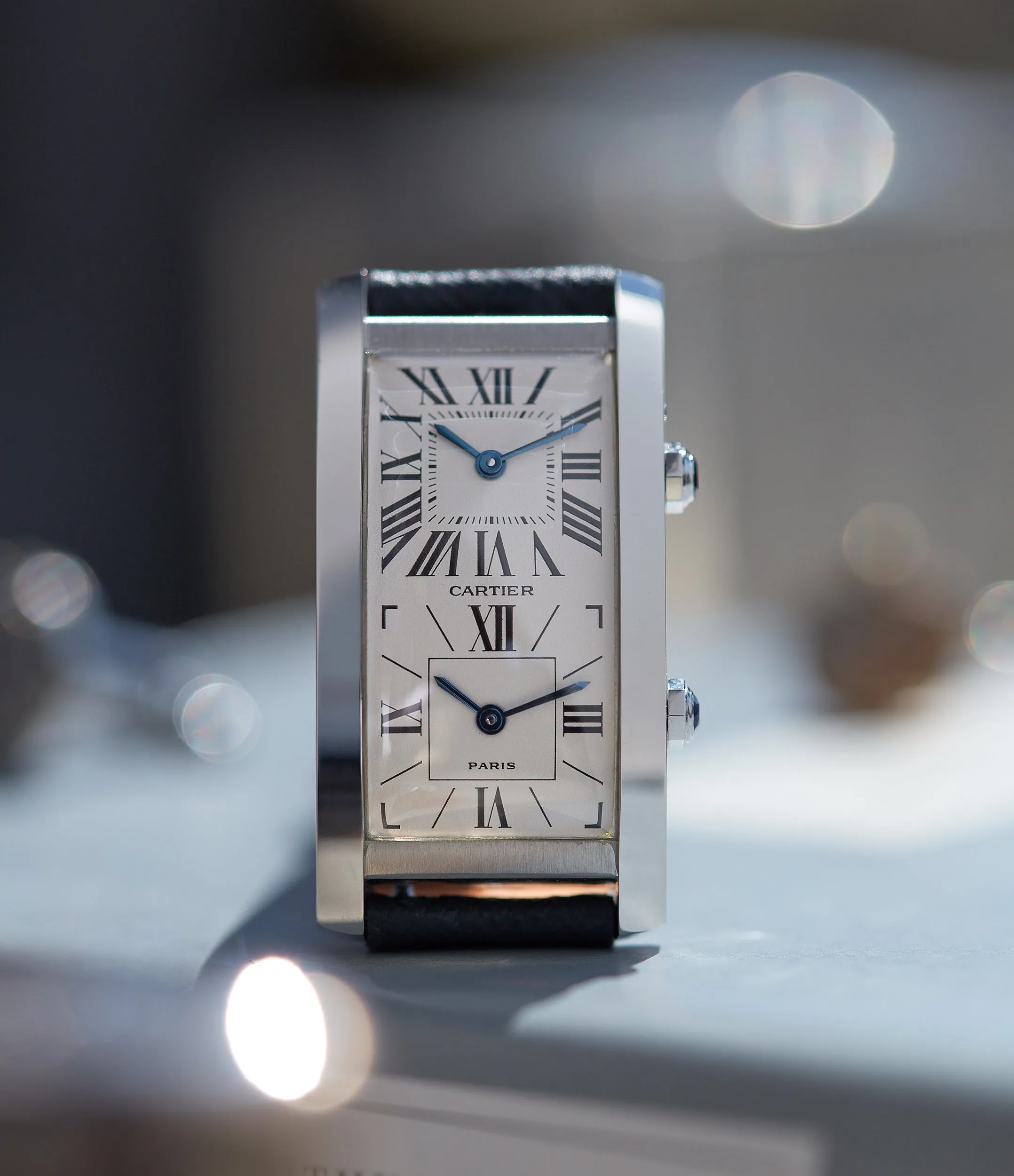 Tank Cintrée | Dual-Time | White Gold